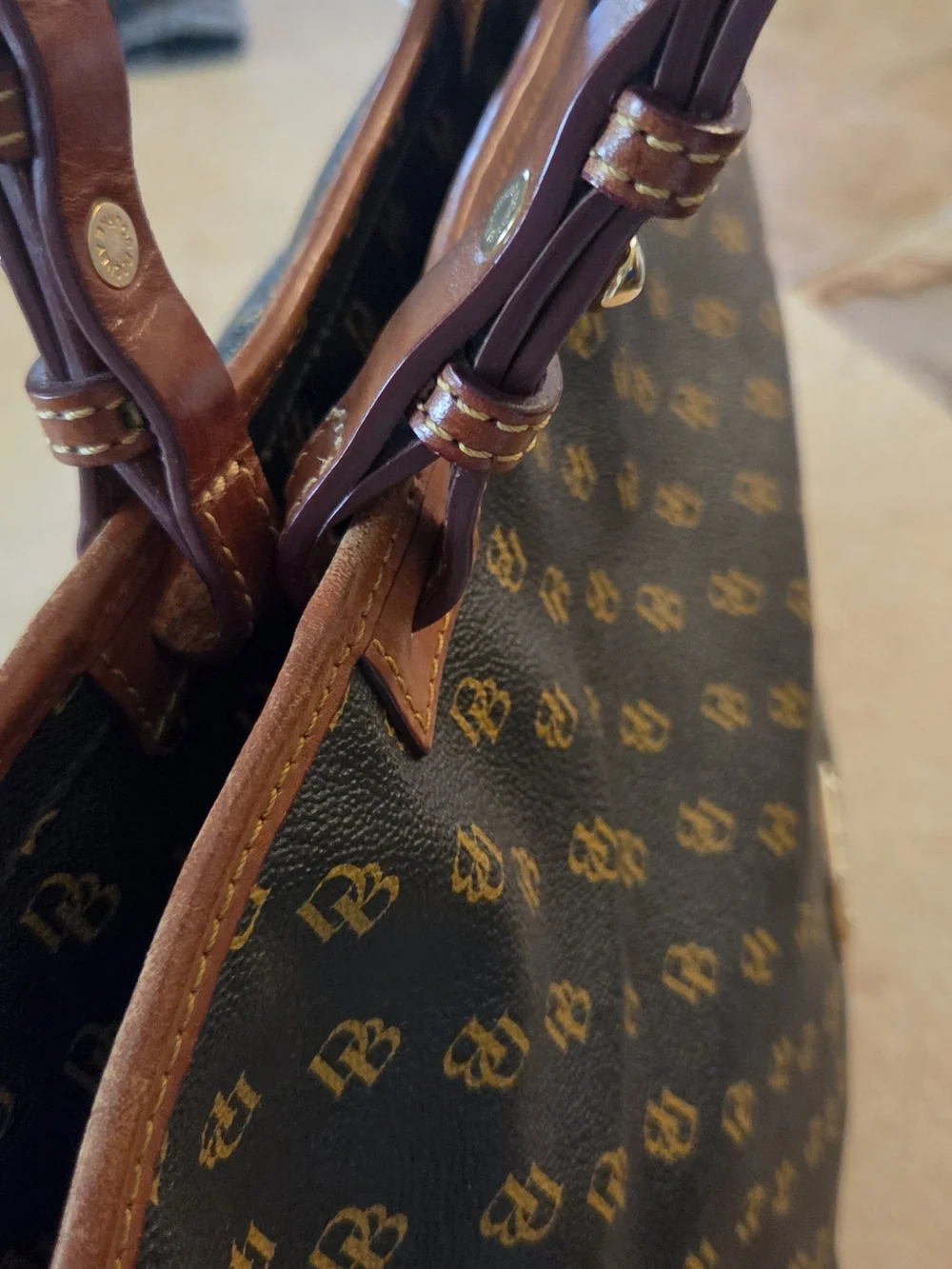 Dooney & Bourke Gretta Small Tote Bag